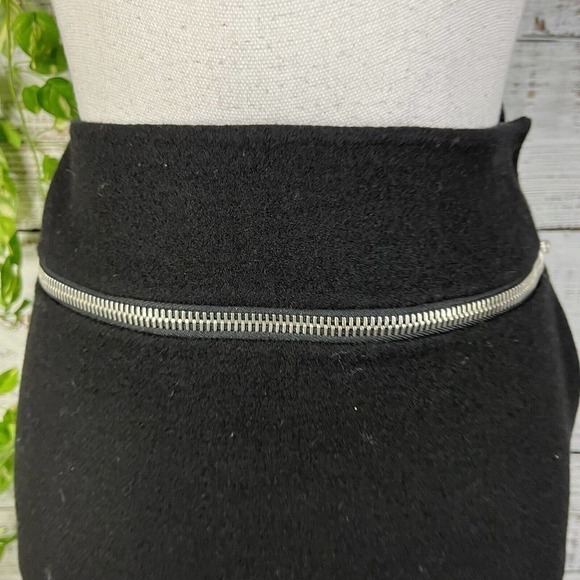 Carlisle Skirt size 4 Black Wool Zippers Above Knee Winter Club Ski Resort Slim - Picture 4 of 9